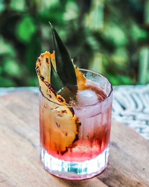 Pineapple Pampelle Spritz by @cocktails_by_nat