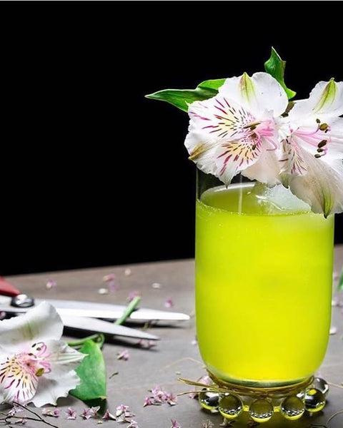SANTA'S HELPER (25 days of Christmas Cocktails)